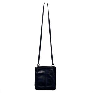 Vintage Y2K 90's Fossil Crossbody Bag - Black
